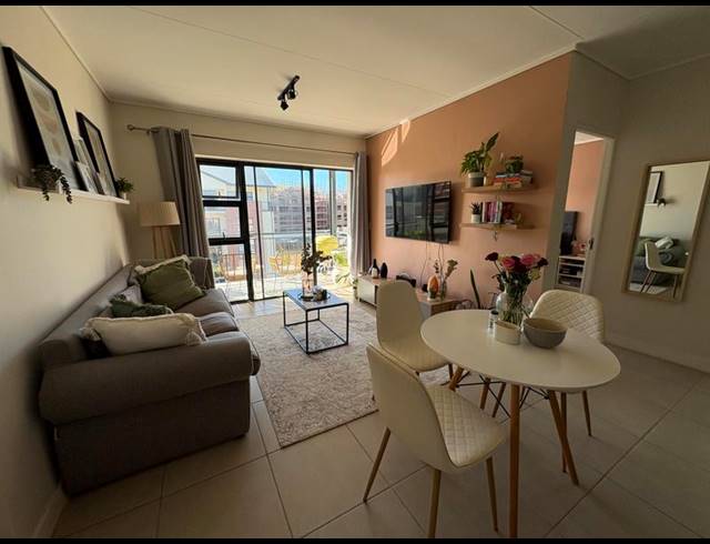 1 BEDROOM PROPERTY TO RENT IN RICHWOOD